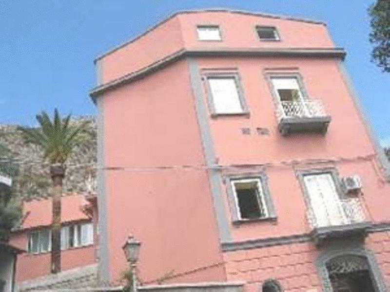 Villino Castellano Apartments Meta Dış mekan fotoğraf