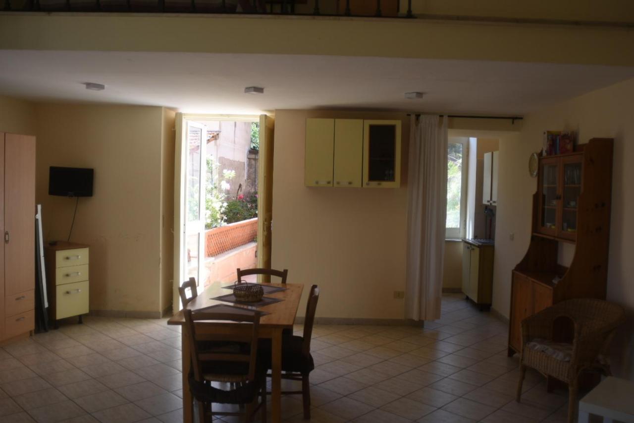 Villino Castellano Apartments Meta Dış mekan fotoğraf